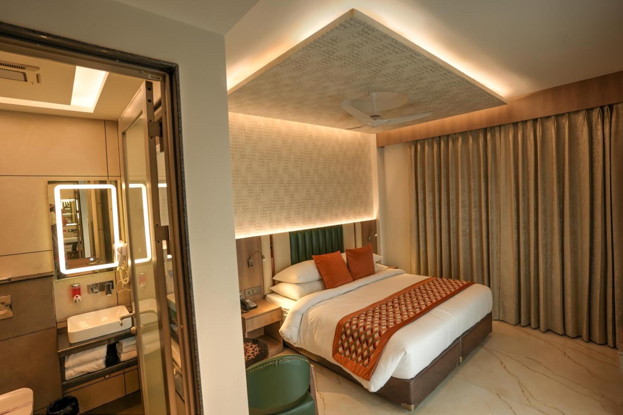 Rj Hotel - Managed By Atithi House Greater Noida Eksteriør bilde